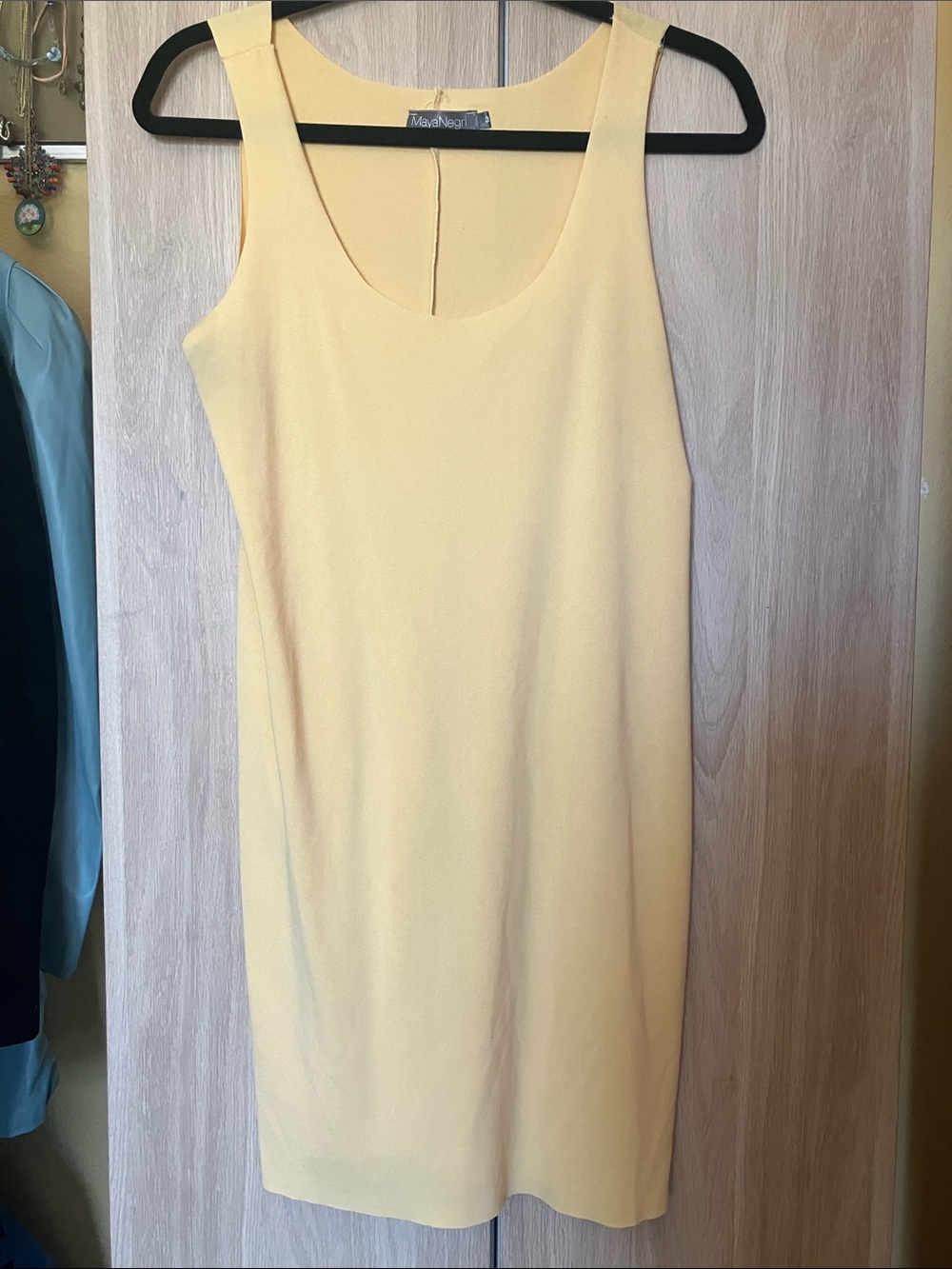 Seamless underlayer dress